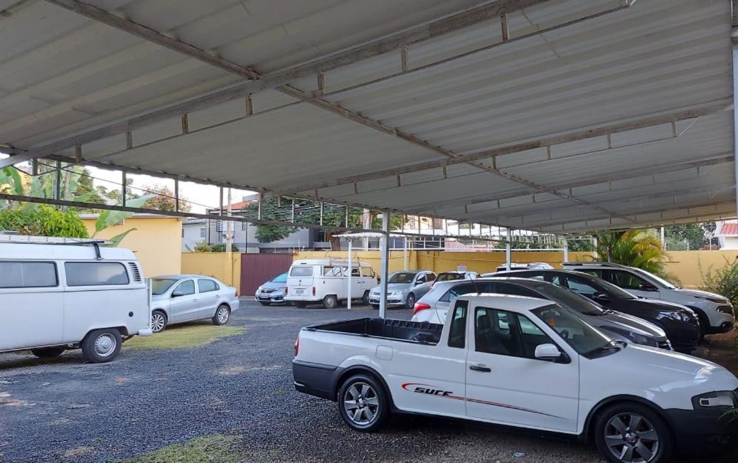 Unibarao Hotel -Proximo As Universidades Unicamp-Puc-Hospitais -Bancos-Restaurantes-Praca Capital -Shopping Dom Pedro - Expo Dom Pedro-Ceasa كامبيناس المظهر الخارجي الصورة