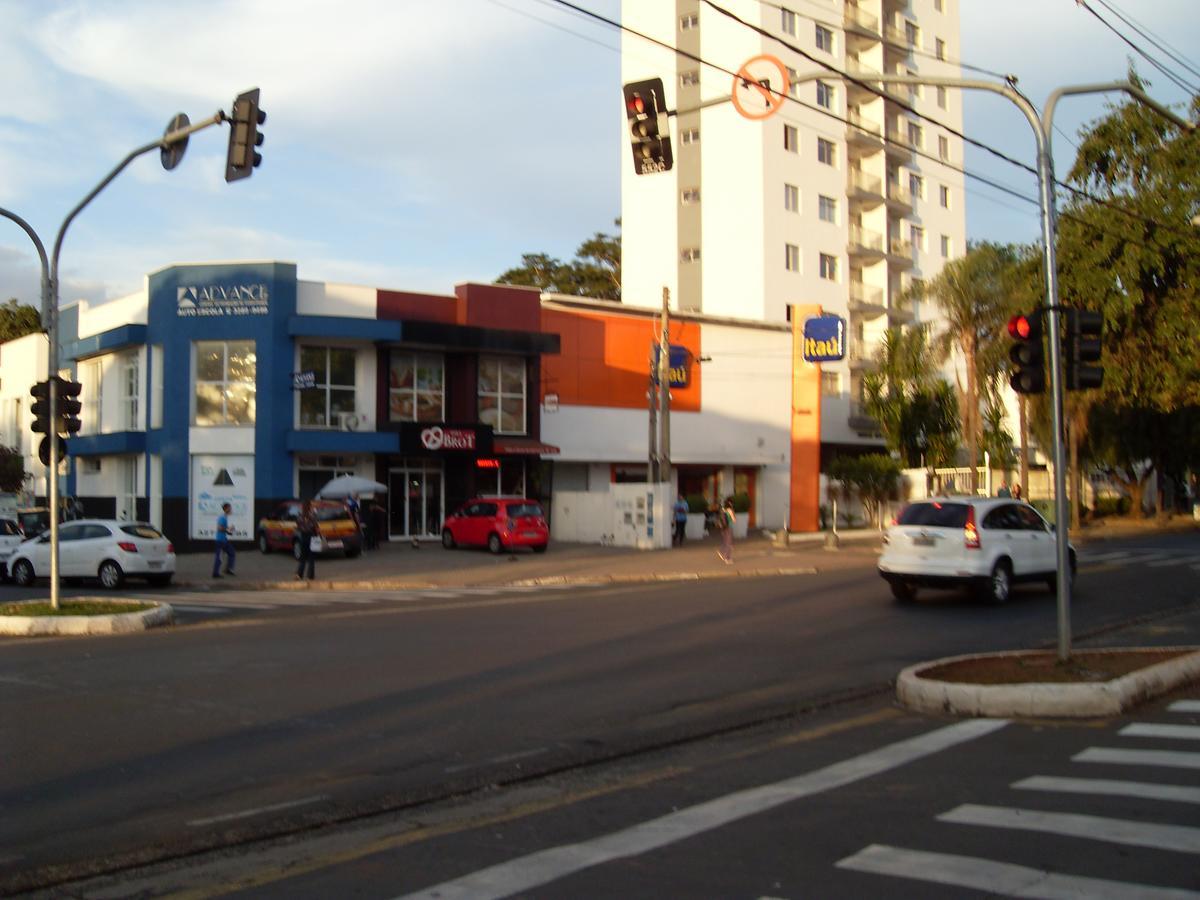 Unibarao Hotel -Proximo As Universidades Unicamp-Puc-Hospitais -Bancos-Restaurantes-Praca Capital -Shopping Dom Pedro - Expo Dom Pedro-Ceasa كامبيناس المظهر الخارجي الصورة