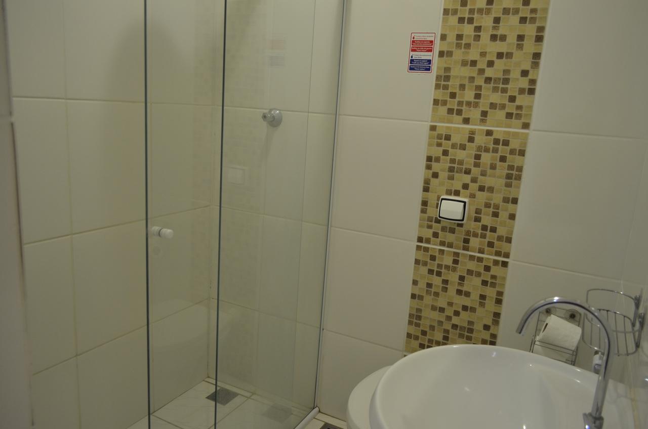 Unibarao Hotel -Proximo As Universidades Unicamp-Puc-Hospitais -Bancos-Restaurantes-Praca Capital -Shopping Dom Pedro - Expo Dom Pedro-Ceasa كامبيناس المظهر الخارجي الصورة